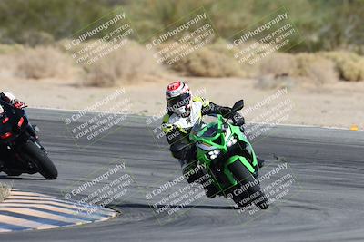 media/Nov-16-2025-Race Pace (Sun) [[8c5fa54630]]/Non Verified Riders (1st 20 Minutes)/2-Turn 10 (1010am)/